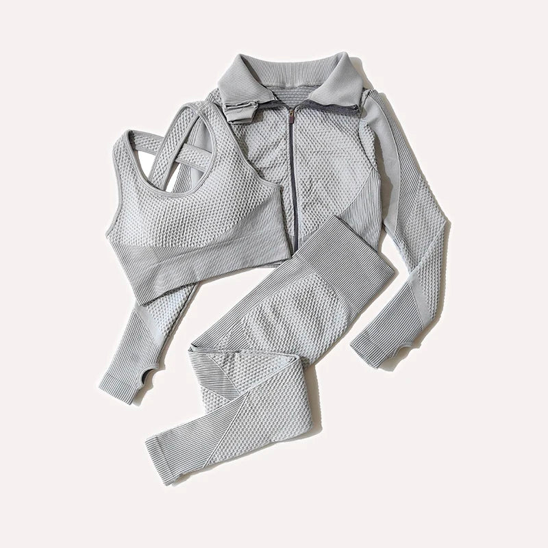 FlexFit Seamless Yoga Set: Comfy, Stylish, Versatile